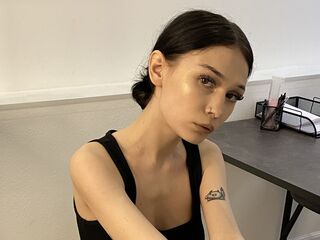 naughty camgirl masturbating TaliaHicks