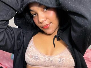 camgirl playing with sex toy TatianaFiree