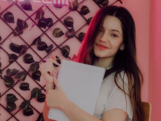 cam girl playing with sextoy ThrianaOslon