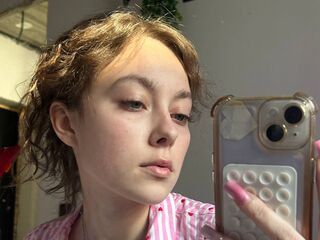 nude camgirl picture ThuyThorstad