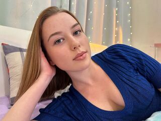 topless webcam girl VictoriaBriant