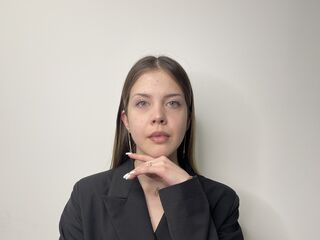 cam VictorinaKiecker