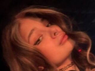 shaved pussy webcam ViolaKerelina