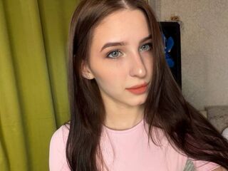 girl showing pussy WanitaCruson