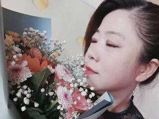 camgirl spreading pussy Xiuhua